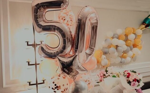 Balloons wholesale in Manchester